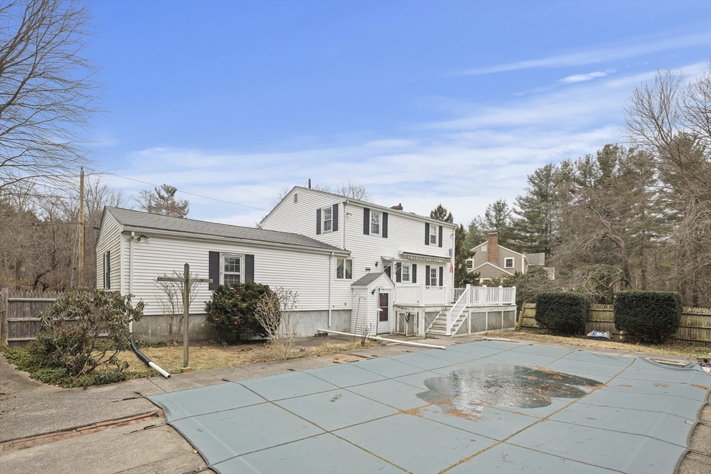 64 Lorraine Road Westwood, MA 02090 - Photo 23 of 33 Gallery Image 23
