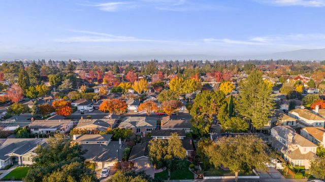 $2,699,000 | 1071 West Iowa Avenue, Sunnyvale, CA 94086