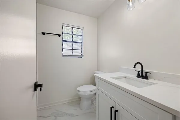 $355,000 | 898 Trace Circle Northeast, Marietta, GA 30066