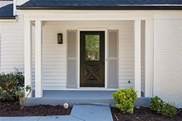 $355,000 | 898 Trace Circle Northeast, Marietta, GA 30066