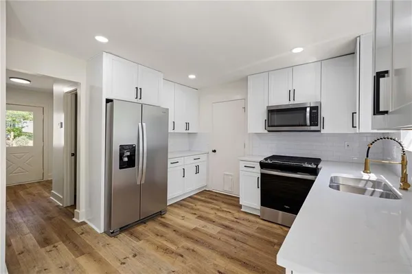 $355,000 | 898 Trace Circle Northeast, Marietta, GA 30066
