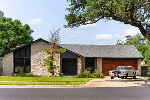 $4,500 | 7824 Manassas Drive, Austin, TX 78745