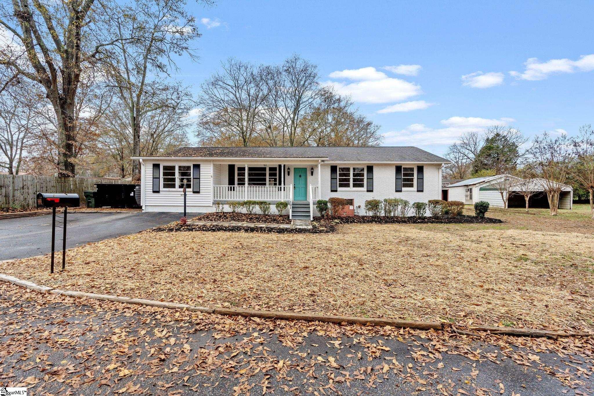 101 Crescent Circle Fountain Inn, SC 29644 - Photo 1 of 30