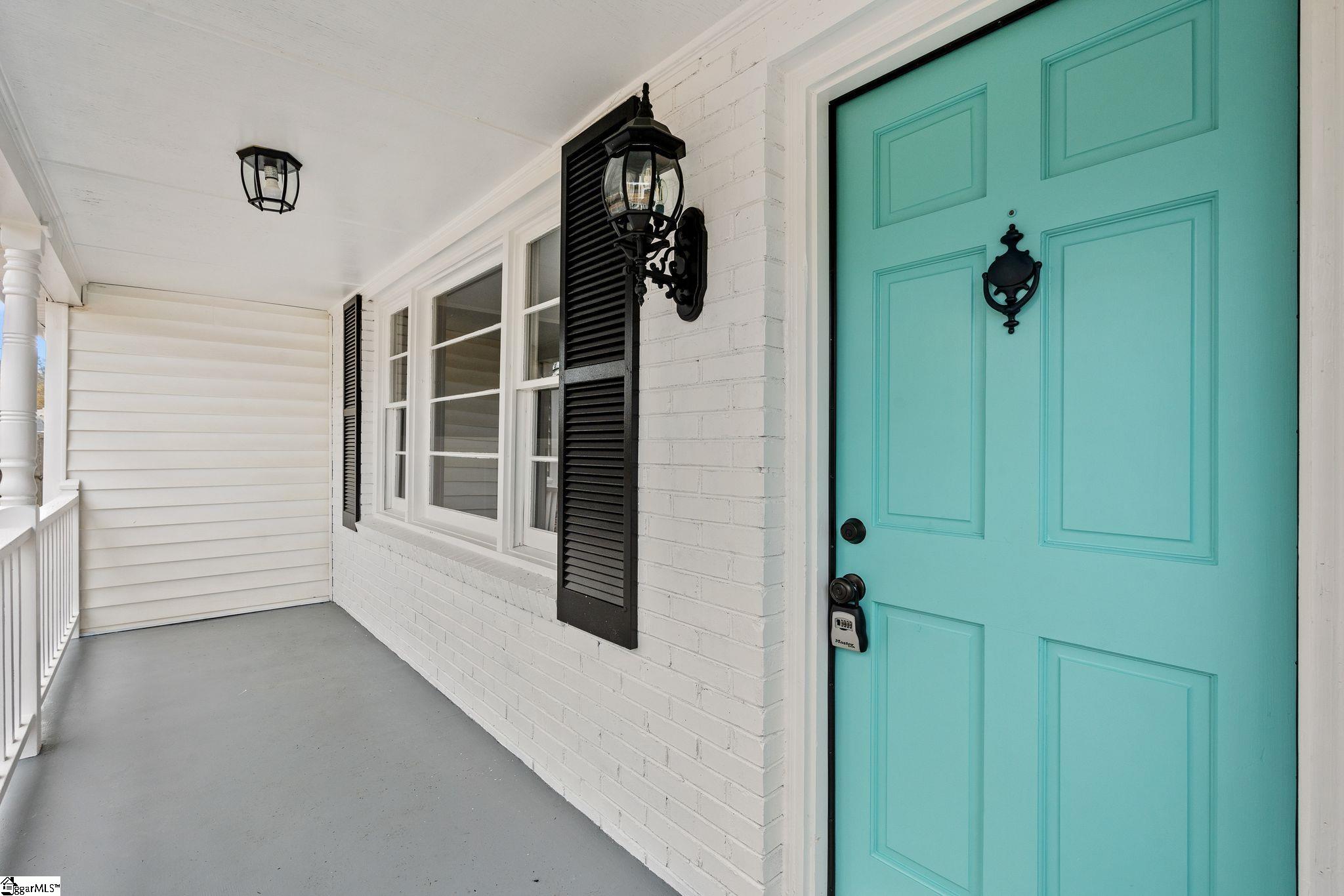 101 Crescent Circle Fountain Inn, SC 29644 - Photo 5 of 30