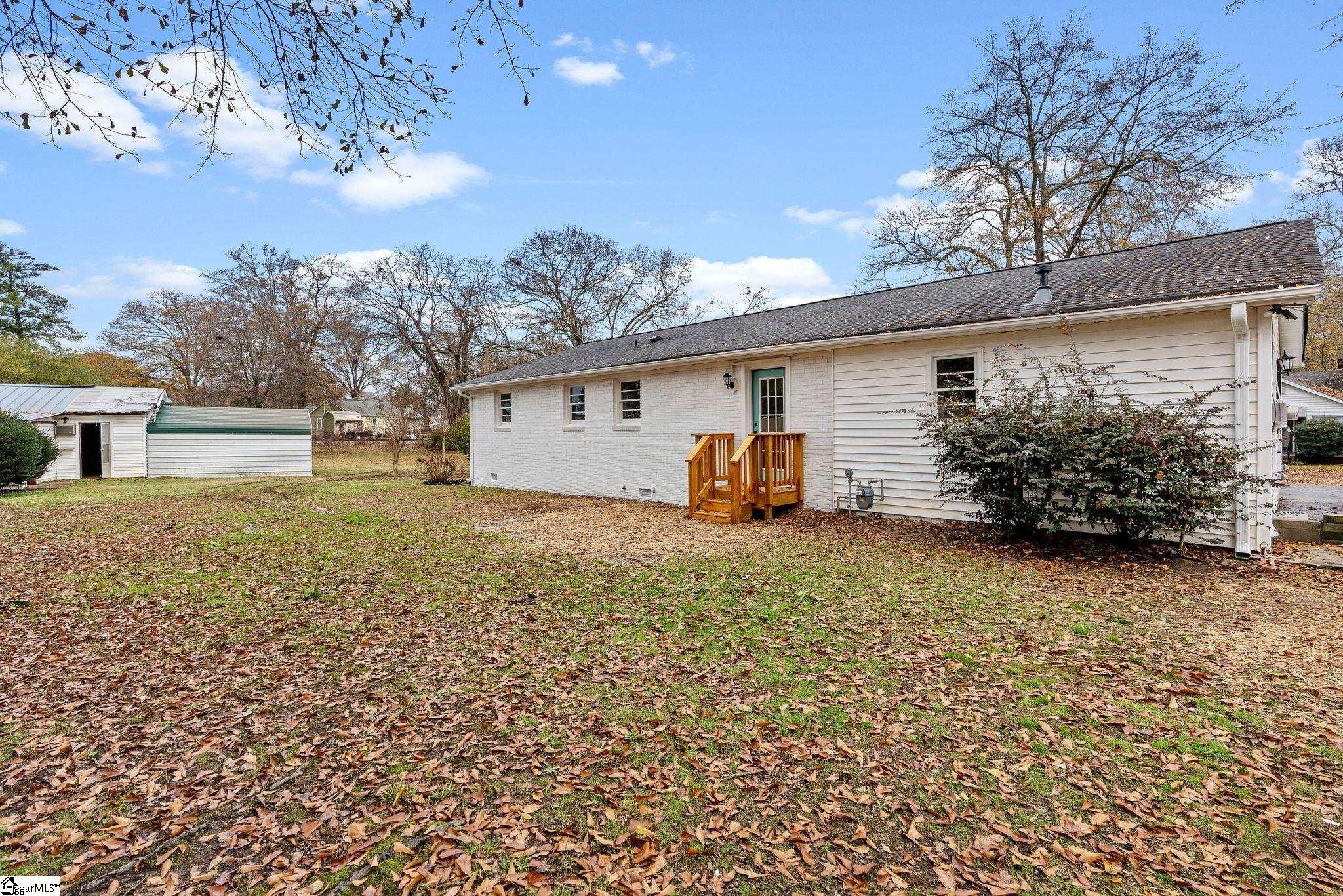 101 Crescent Circle Fountain Inn, SC 29644 - Photo 7 of 30