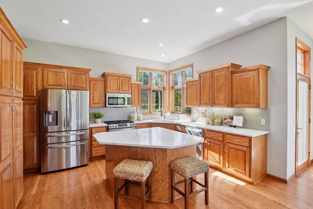 $799,900 | 24120 Redwing Avenue, New Prague, MN 56071