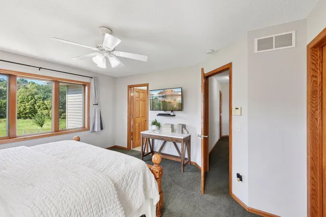 $825,000 | 24120 Redwing Avenue, New Prague, MN 56071