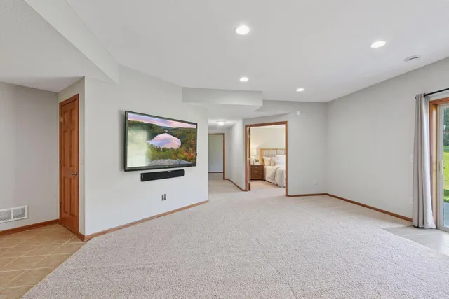 $825,000 | 24120 Redwing Avenue, New Prague, MN 56071