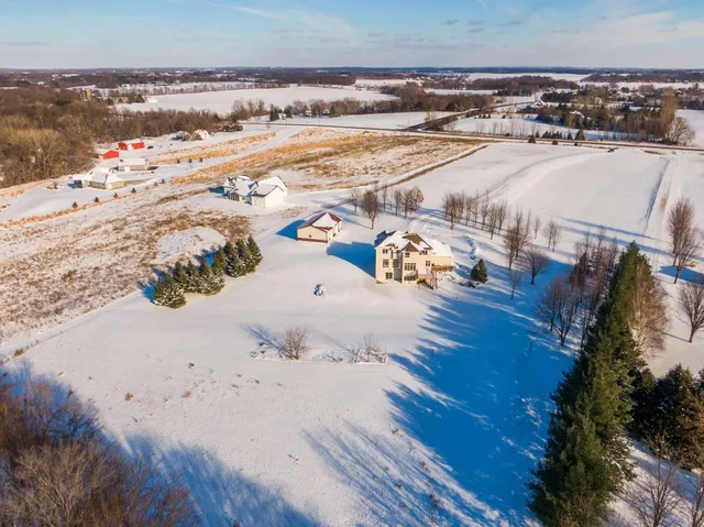 $825,000 | 24120 Redwing Avenue, New Prague, MN 56071