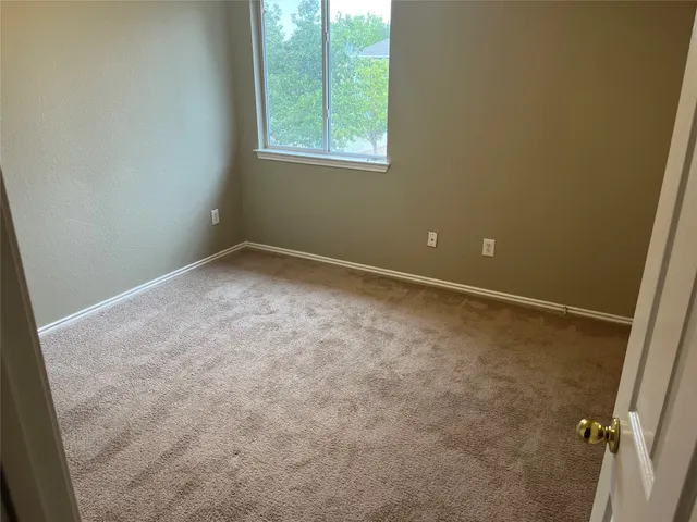 $1,750 | 694 Hogan, Kyle, TX 78640