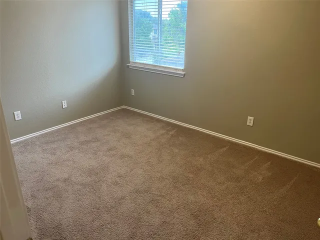 $1,750 | 694 Hogan, Kyle, TX 78640