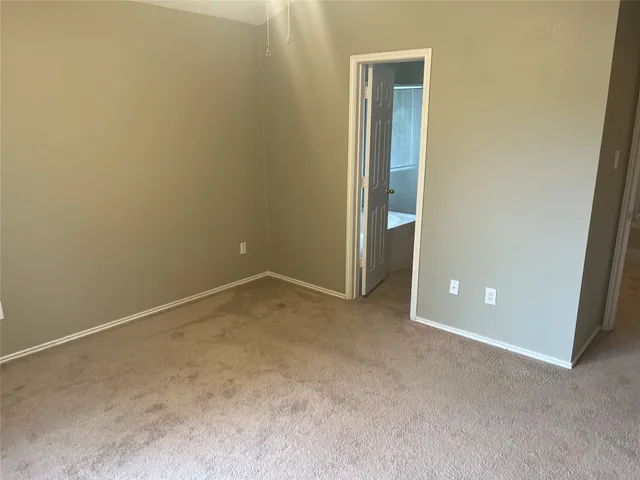 $1,750 | 694 Hogan, Kyle, TX 78640