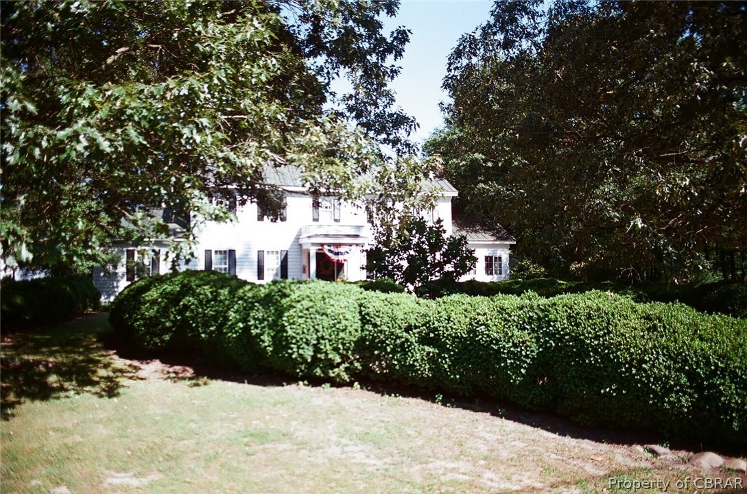 820 Gloucester Road Saluda, VA 23149 - Photo 2 of 24 Gallery Image 2