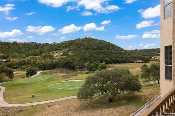 $294,000 | 20 Tapatio Drive East, Unit 205, Boerne, TX 78006