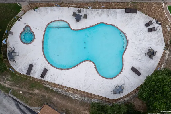 $294,000 | 20 Tapatio Drive East, Unit 205, Boerne, TX 78006