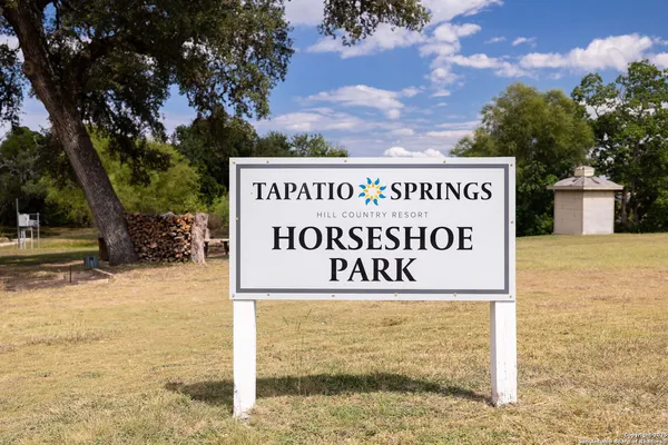 $294,000 | 20 Tapatio Drive East, Unit 205, Boerne, TX 78006