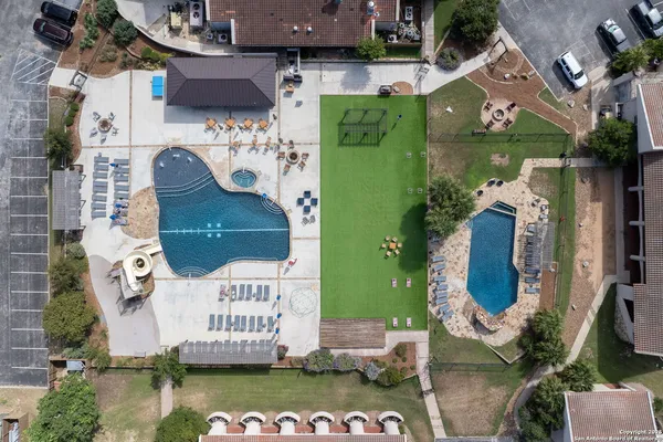 $294,000 | 20 Tapatio Drive East, Unit 205, Boerne, TX 78006