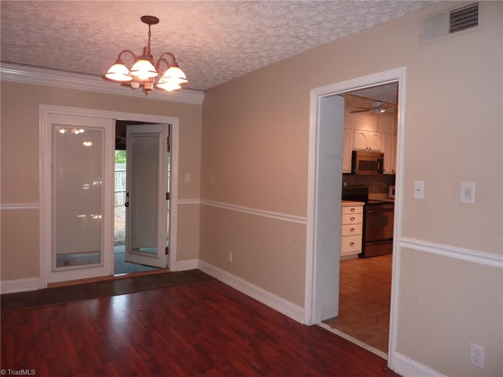 1829 Johnson Street, Unit D High Point, NC 27262 - Photo 5 of 9 Gallery Image 5