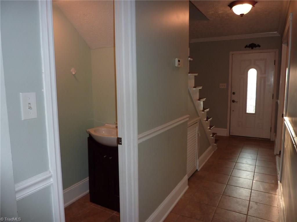 1829 Johnson Street, Unit D High Point, NC 27262 - Photo 8 of 9 Gallery Image 8