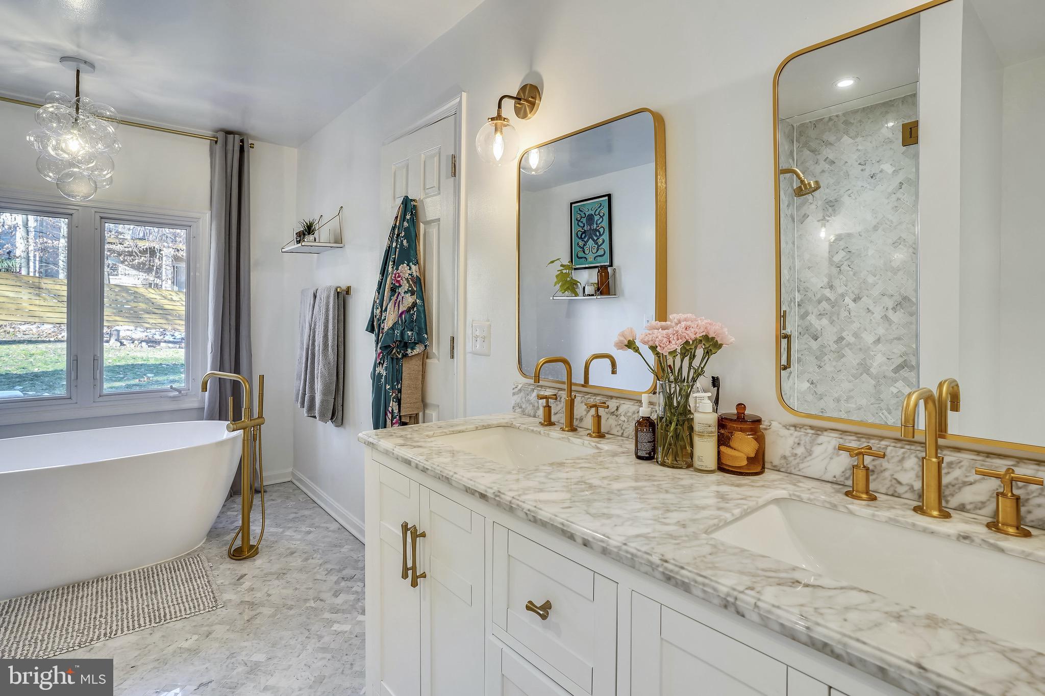 4106 North RoundHill Road Arlington, VA 22207 - Photo 23 of 55 Completely renovated master bathroom