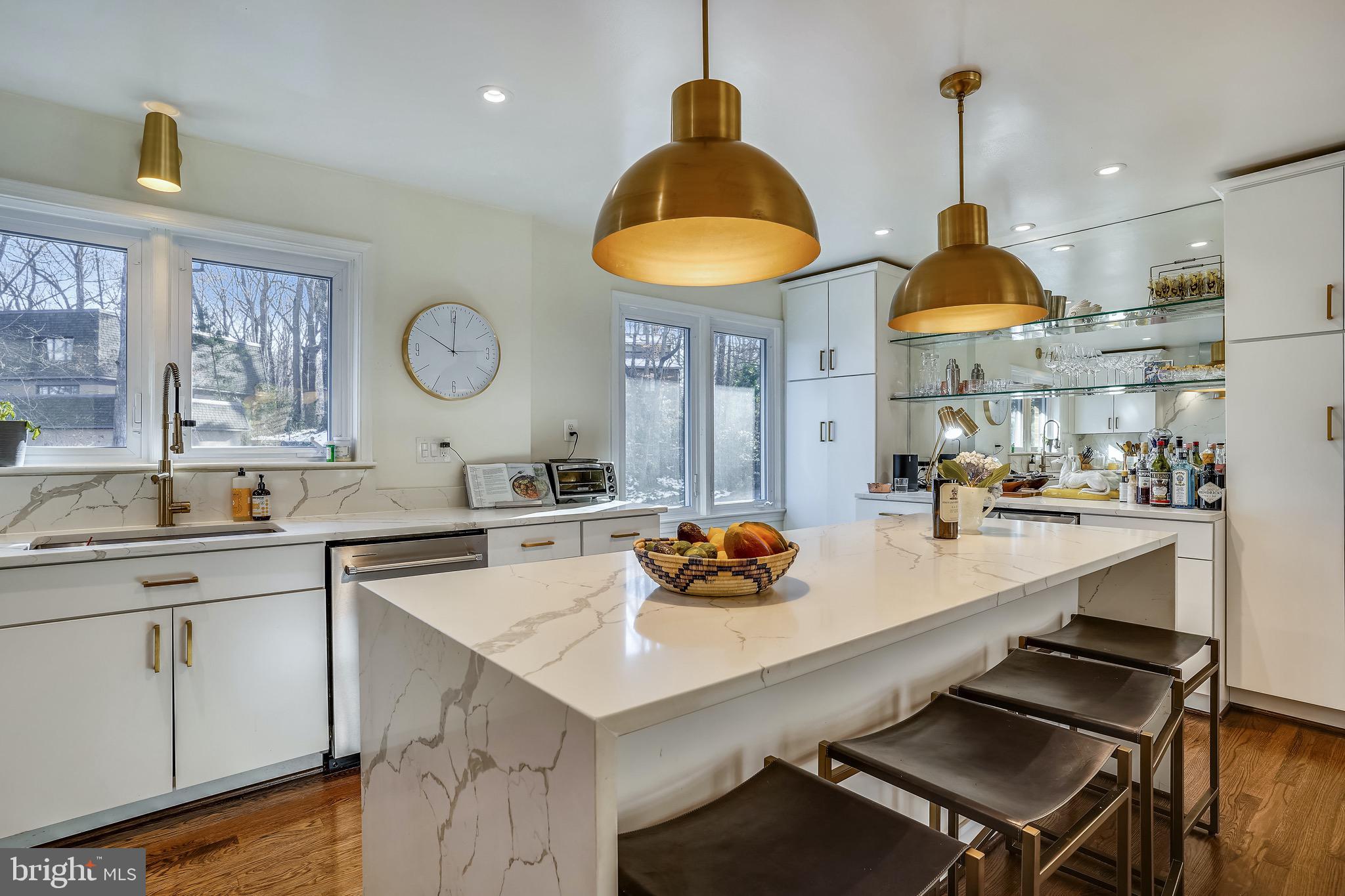 4106 North RoundHill Road Arlington, VA 22207 - Photo 10 of 55 Gorgeous kitchen with quartz island