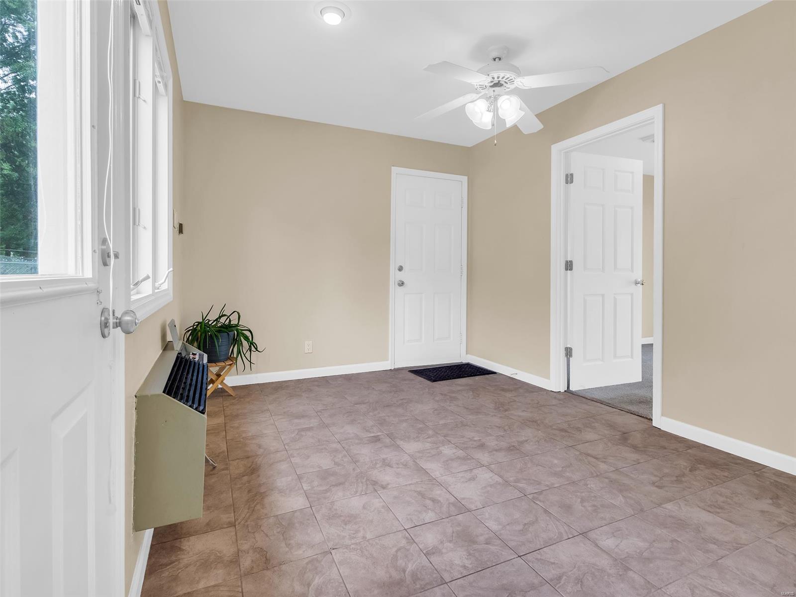 3313 Ringer Road St. Louis, MO 63125 - Photo 24 of 33 Gallery Image 24