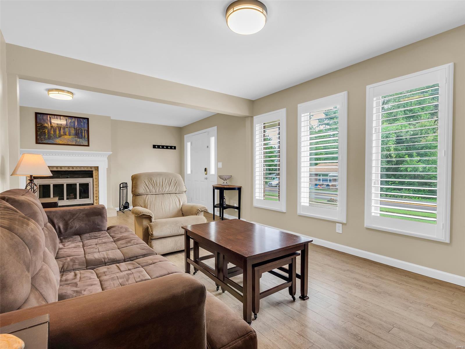 3313 Ringer Road St. Louis, MO 63125 - Photo 7 of 33 Gallery Image 7