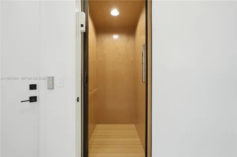 $1,550,000 | 606 Northeast 14th Avenue, Fort Lauderdale, FL 33304