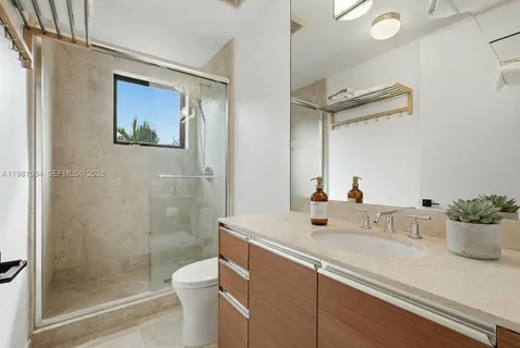 $1,550,000 | 606 Northeast 14th Avenue, Fort Lauderdale, FL 33304