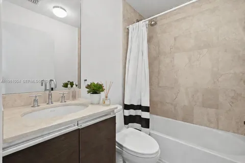 $1,550,000 | 606 Northeast 14th Avenue, Fort Lauderdale, FL 33304