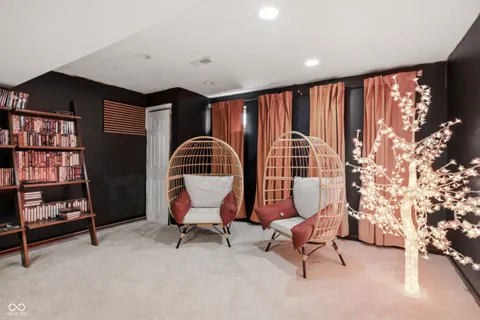 $350,000 | 6865 Hollingsworth Drive, Indianapolis, IN 46268