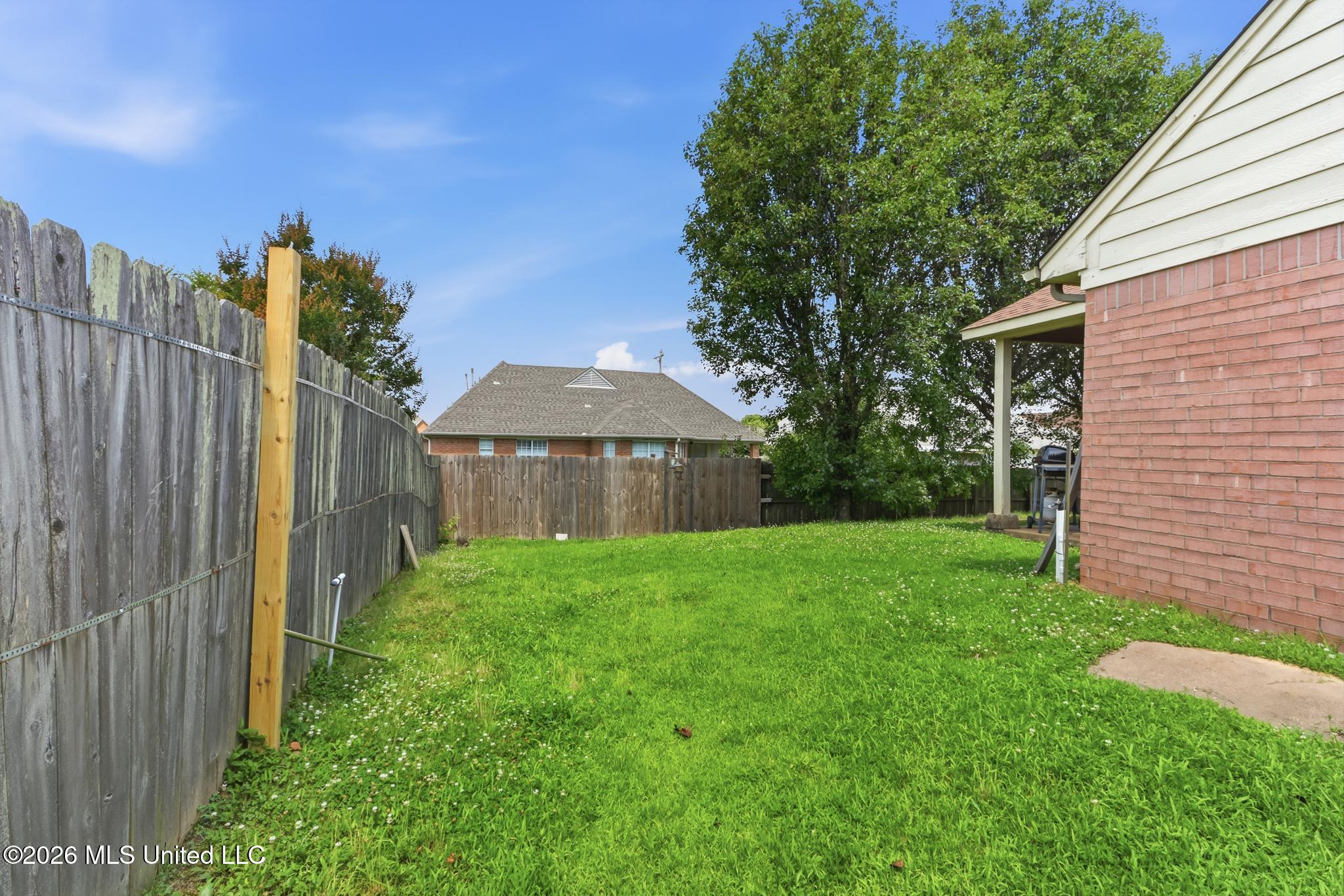 6289 Sandbourne West Olive Branch, MS 38654 - Photo 39 of 43 6289SandbourneEast_35