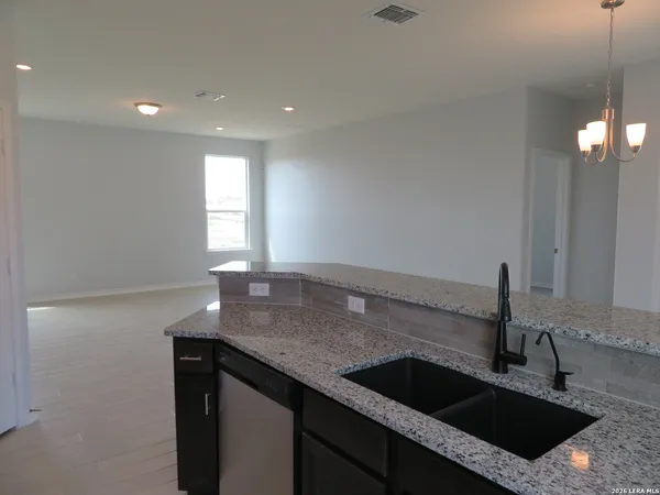 $1,795 | 352 Blacktail Drive, New Braunfels, TX 78130