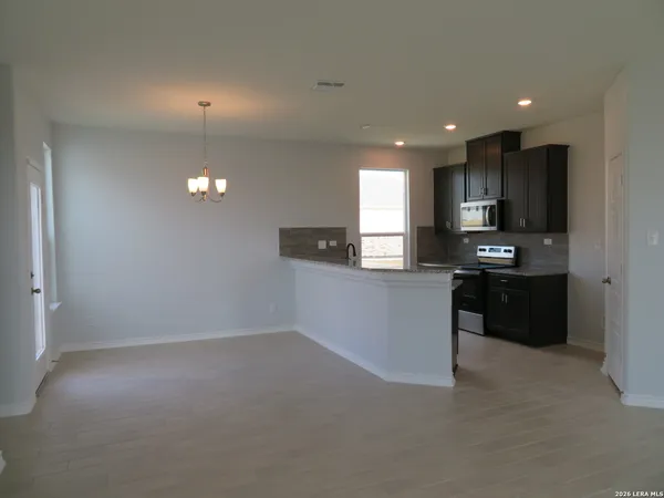 $1,795 | 352 Blacktail Drive, New Braunfels, TX 78130