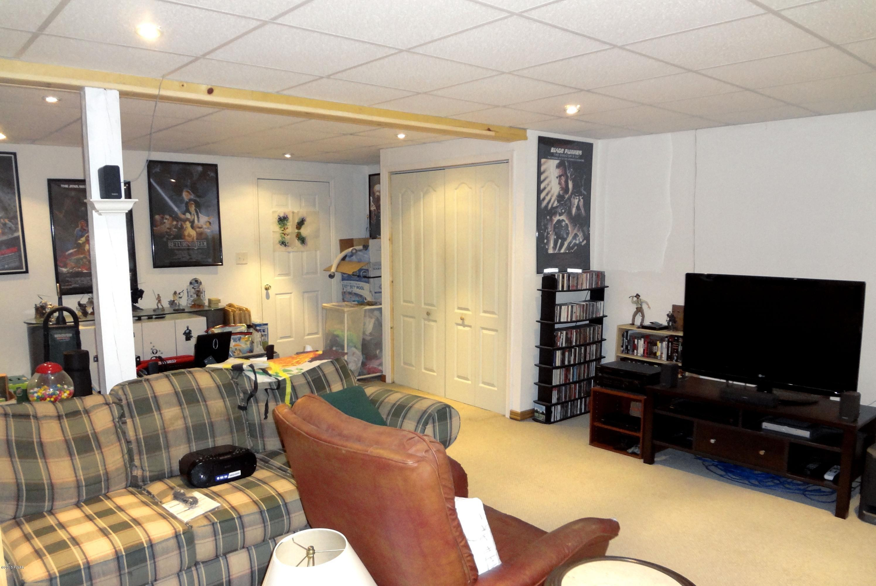 214 Nevin Road Newfoundland, PA 18445 - Photo 21 of 29