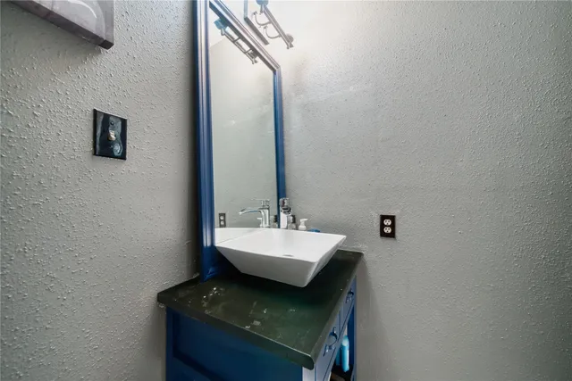 $2,200 | 10127 Fernstone Lane, Houston, TX 77070