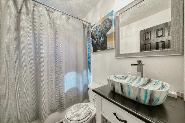 $2,200 | 10127 Fernstone Lane, Houston, TX 77070