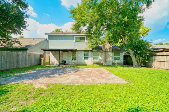 $2,200 | 10127 Fernstone Lane, Houston, TX 77070