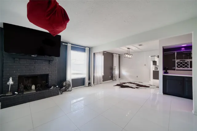 $2,200 | 10127 Fernstone Lane, Houston, TX 77070