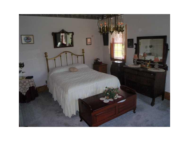220 Riemer Road Sarver, PA 16055 - Photo 15 of 24 Master Bedroom.