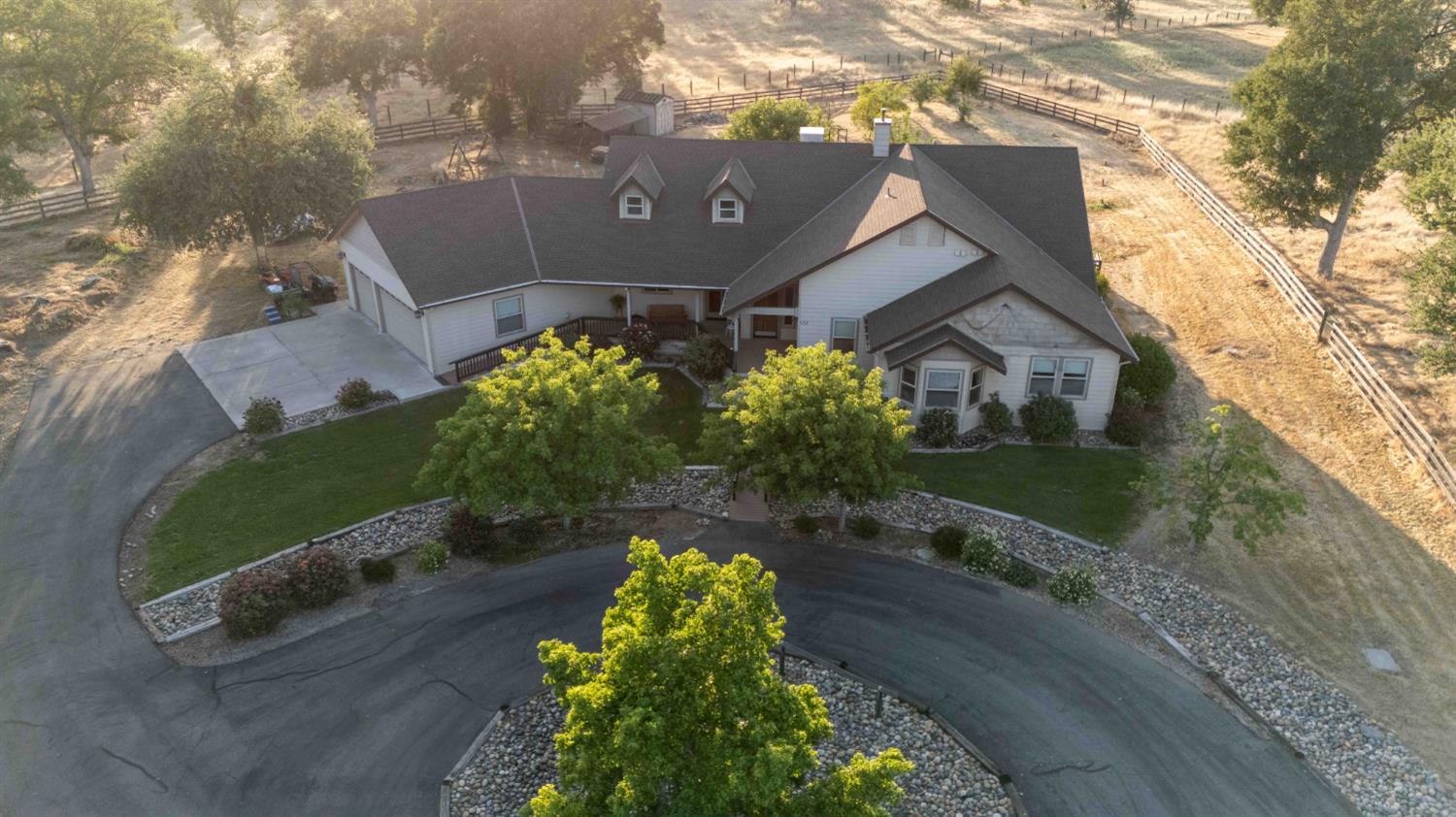 26027 Auberry Road Clovis, CA 93619 - Photo 2 of 46 front view of a house with a yard