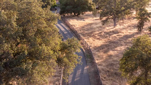 $840,000 | 26027 Auberry Road, Clovis, CA 93619