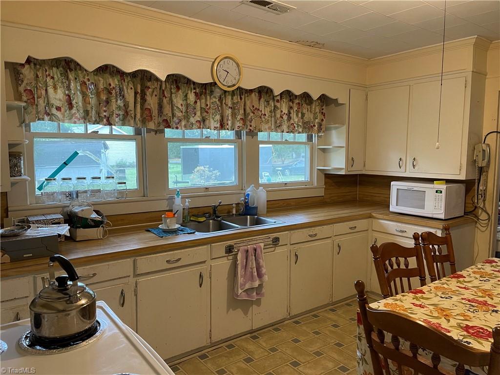 2070 Kivett Council Road Staley, NC 27355 - Photo 2 of 13