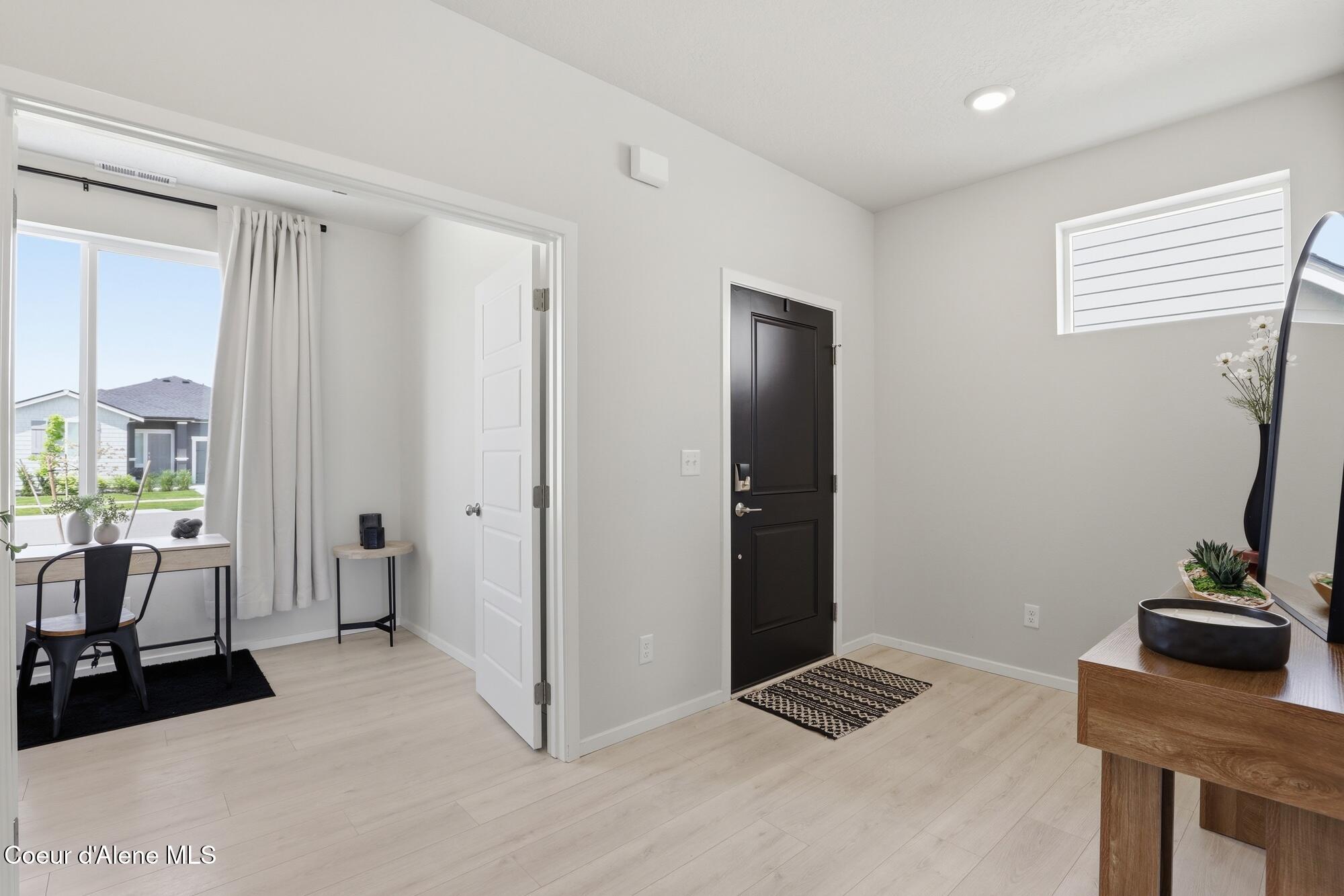 3146 North Coco Street Post Falls, ID 83854 - Photo 8 of 48 Entry