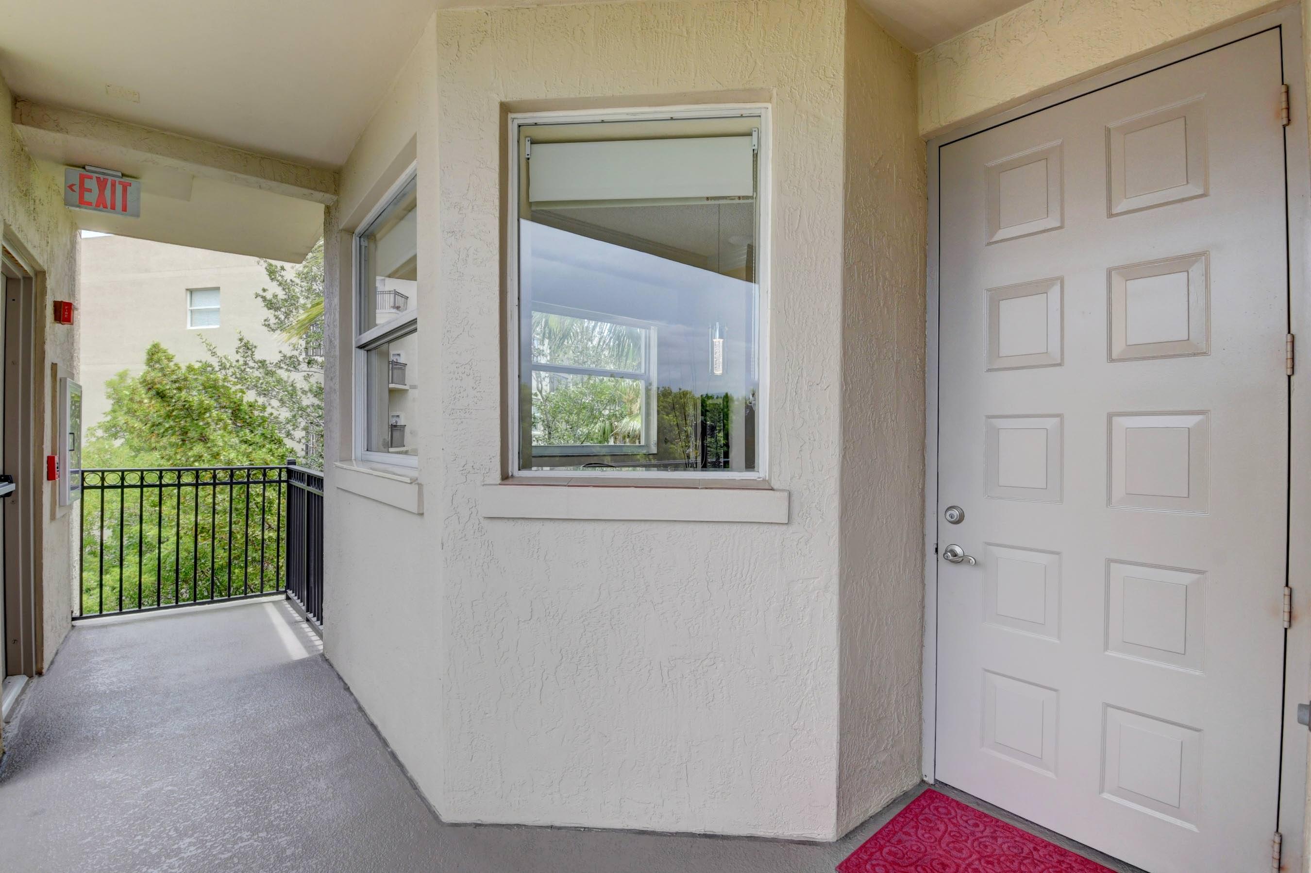 27 Royal Palm Way, Unit 401 Boca Raton, FL 33432 - Photo 3 of 60 15_dsc_9567_68_69_70_71