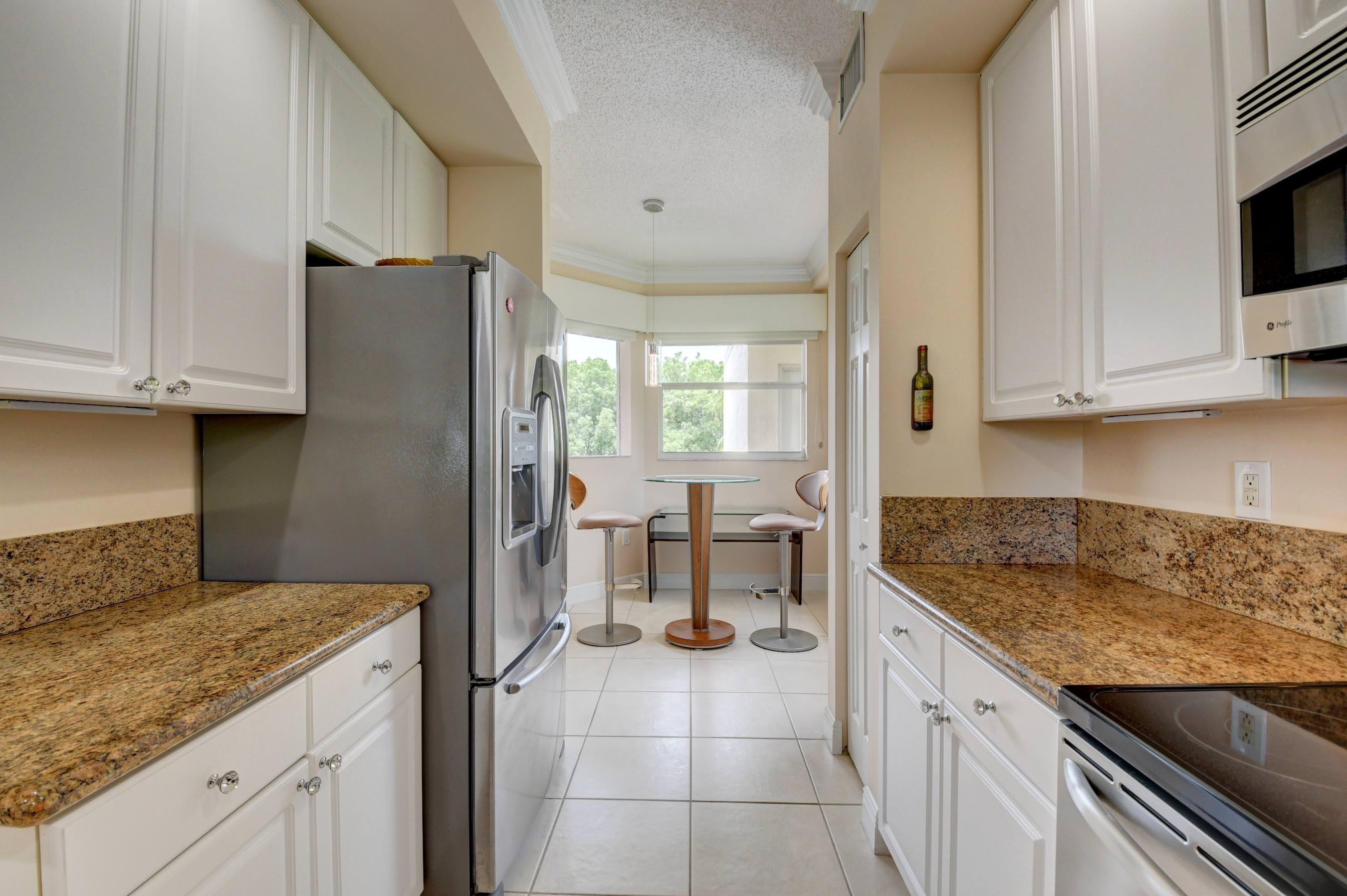 27 Royal Palm Way, Unit 401 Boca Raton, FL 33432 - Photo 7 of 60 19_dsc_9587_88_89_90_91