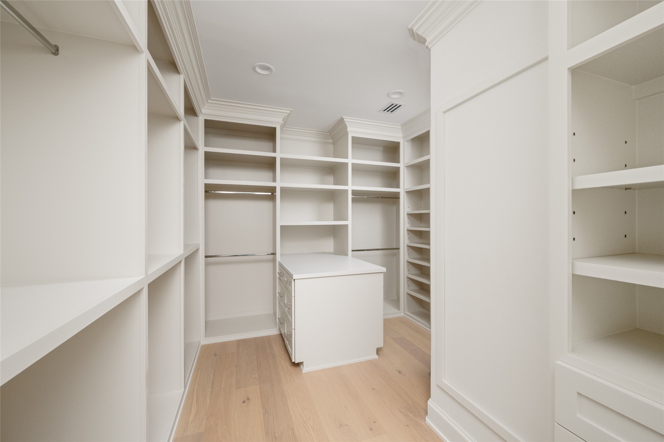 2721 Fenwood Road West University Place, TX 77005 - Photo 28 of 44 1 of 2 Primary Closets
