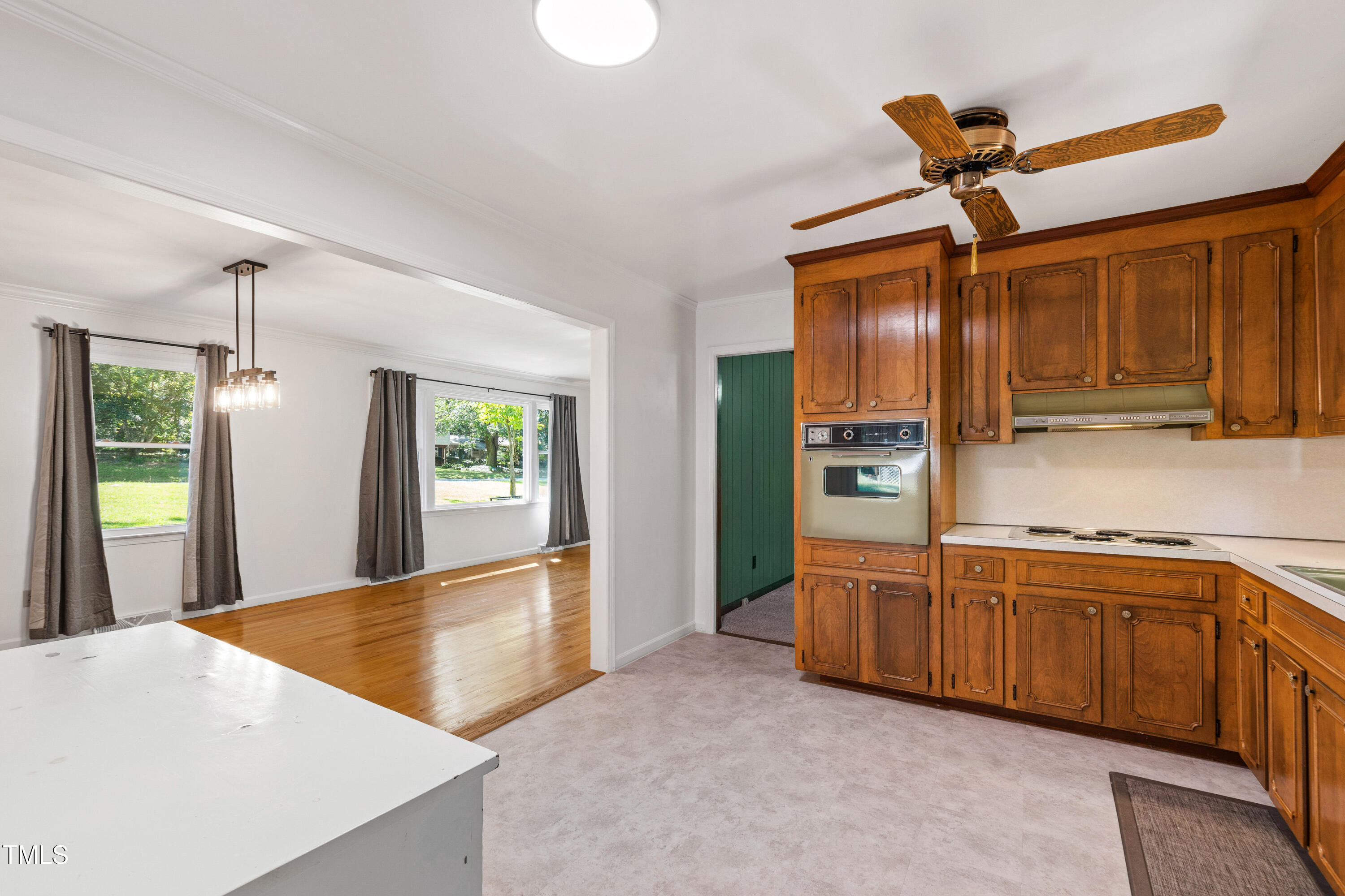 4606 Greenbrier Road Raleigh, NC 27603 - Photo 12 of 49 Greenbrier (11)