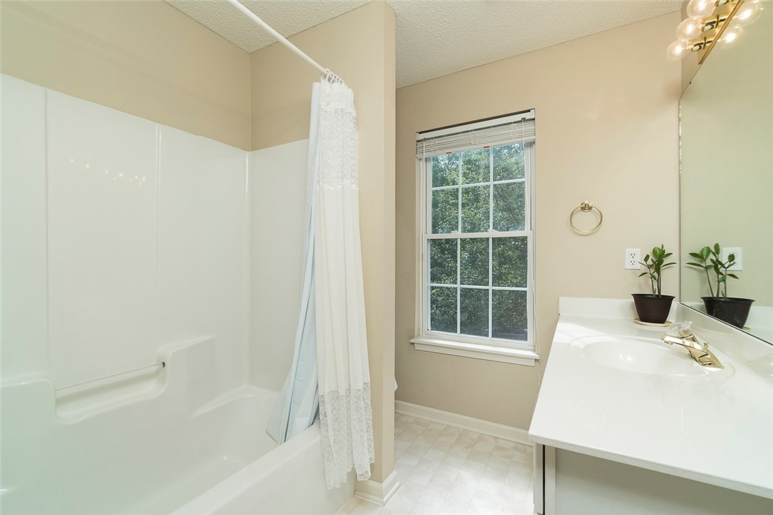 111 Grand Oak Circle, Unit PENDLETON Pendleton, SC 29670 - Photo 16 of 26 Gallery Image 16