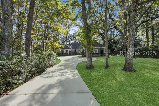 $599,000 | 9 Winding Oak Drive, Okatie, SC 29909